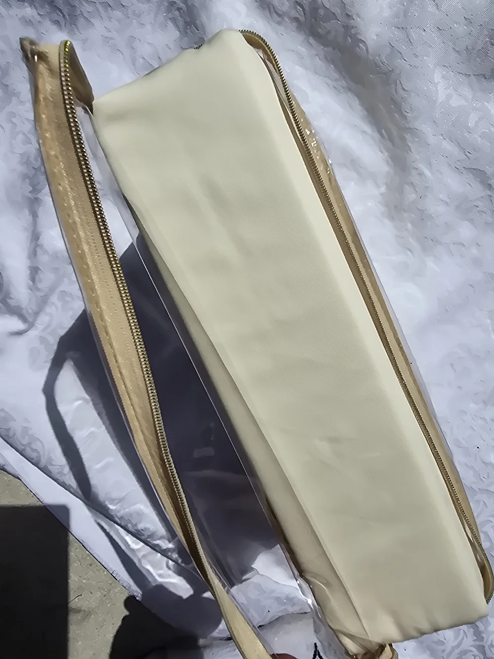 Royal Velvet Cream Full Sheet Set - Elegant Soft Bedding 4 Piece Set 250 TC